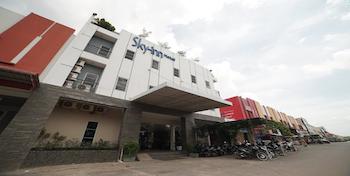 Sky Inn Hotel